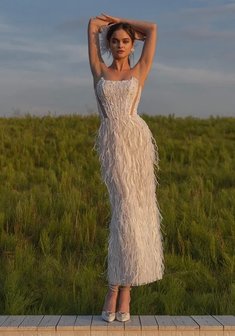 Свадебное платье ТК 0674-M69556. С прямой юбкой, короткое без шлейфа.