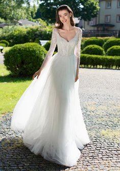 Свадебное платье ММ 0864-M69642. С пышной юбкой, длинное со шлейфом.