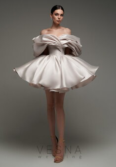 Свадебное платье Рафаэлла Софт Пинк-V69859. С пышной юбкой, короткое без шлейфа.