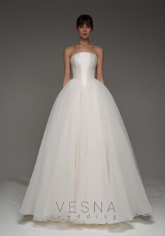 Свадебное платье Элиф Крем-V70063. С пышной юбкой, длинное без шлейфа.