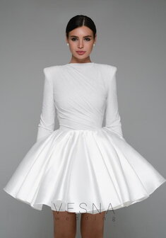 Свадебное платье Прудэнс Вайт-V70115. С пышной юбкой, короткое без шлейфа.