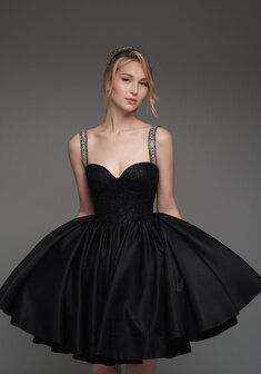 Вечернее платье Аура Нуар Мини-V70839. С пышной юбкой, короткое без шлейфа.