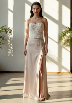 Вечернее платье Адель-М70898. С прямой юбкой, длинное без шлейфа.